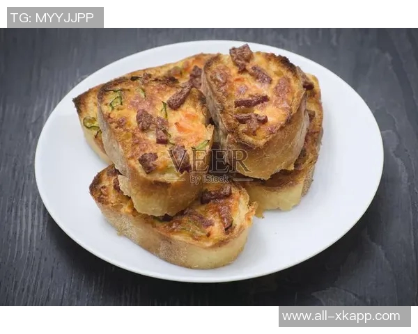 萨卡分享家庭早餐回忆十字面包夹香肠的温暖滋味