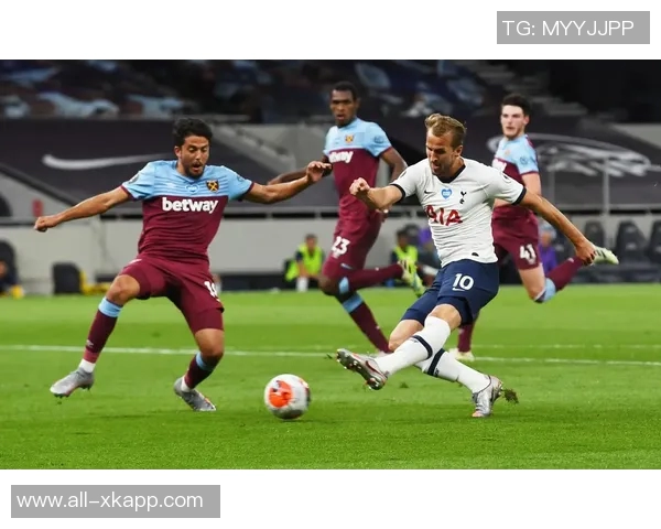 林加德再展锋芒全场数据惊人2射1传4射门4射正获97分荣膺最佳 林加德再展锋芒全场数据惊人2射1传4射门4射正获97分荣膺最佳