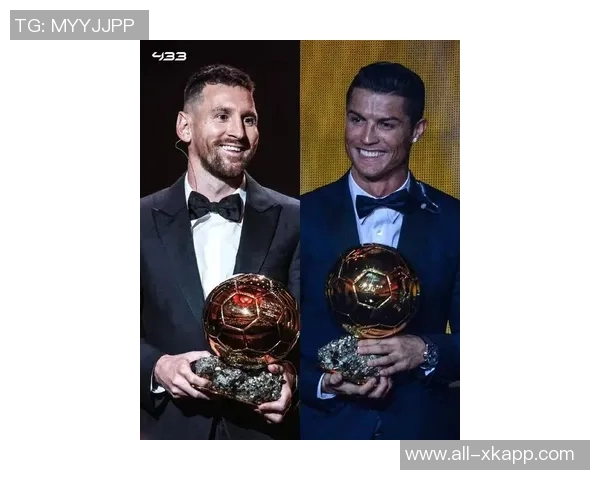 回顾17年前C罗首获金球奖梅西托雷斯紧随其后