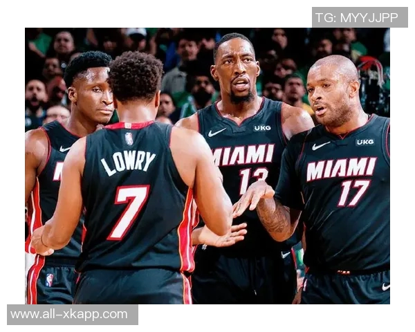 巴特勒下半场未首发小佩顿替代出战引发热议